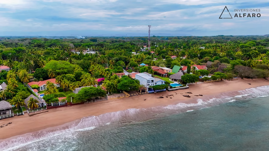 Exclusivo Terreno de 1245 v2 en Residencial Villas de Salinitas