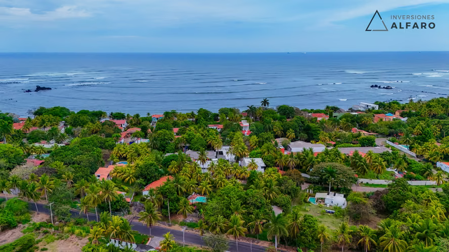 Exclusivo Terreno de 1245 v2 en Residencial Villas de Salinitas