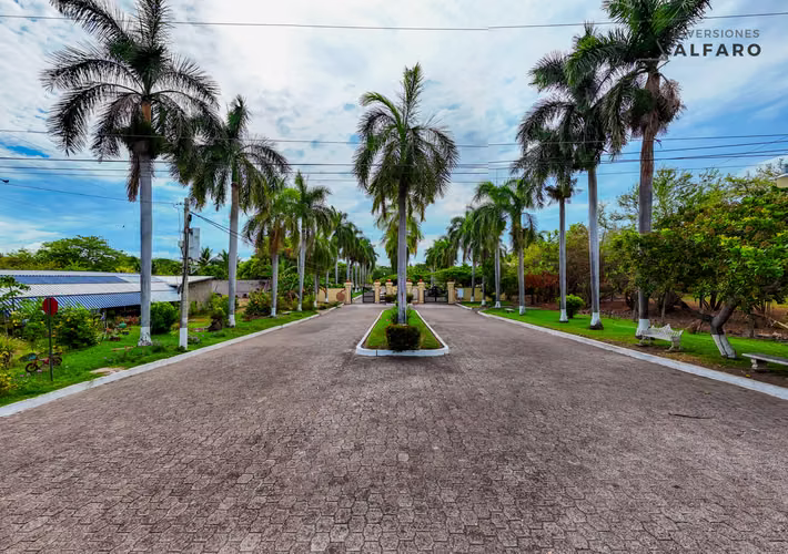 Exclusivo Terreno de 1245 v2 en Residencial Villas de Salinitas