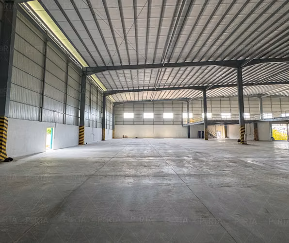 FOR RENT - 124; INDUSTRIAL WINERY FOR LOGISTICS AND DISTRIBUTION IN SAN JUAN OPICO, FREEDOM