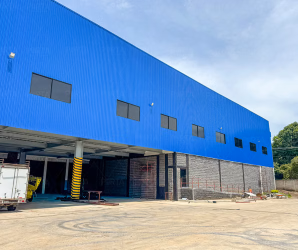 EN ALQUILER | BODEGA INDUSTRIAL PARA LOGÍSTICA Y DISTRIBUCIÓN EN SAN JUAN OPICO, LA LIBERTAD