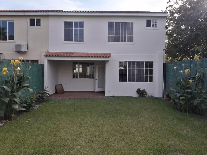 Bonita Casa Pasatiempo Sur, Colón La Libertad - Imagen 4