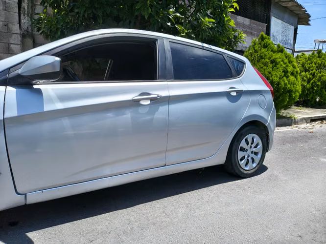 GANGA BONITO HYUNDAI ACCENT $5500 - Imagen 2