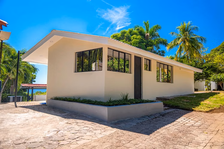SE ALQUILA XANADU CASA DE MAR TAMANIQUE, LA LIBERTAD, RESIDENCIAL PRIVADA,  Hermosa casa en alquiler ubicada en Residen - Imagen 8