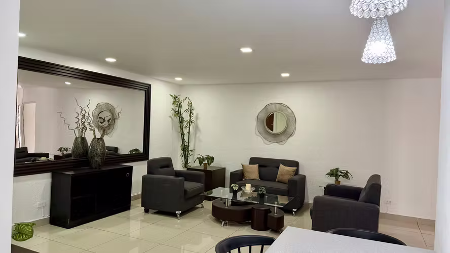 Apartamento Amueblado Moderno 3 habitaciones  - Imagen 11