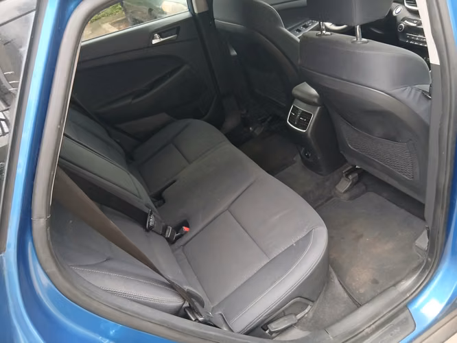 Vendo hyundai tucson SEL año 2020 recién ingresado YA CON PLACAS TRASPASO DIRECTO 