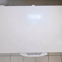 Remato Vendo por cierre de negocio último precio Congelador Mastertech 11 PIES,11 pies - Imagen 4