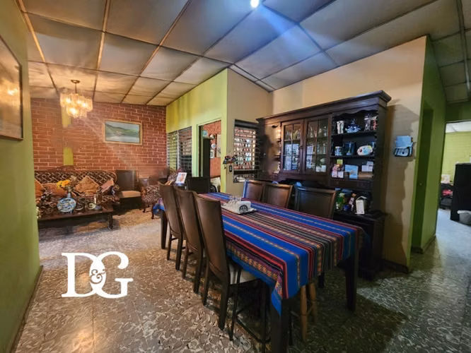 VENDO CASA GRANDE PARA USO COMERCIAL EN CIUDAD MERLIOT - Imagen 3