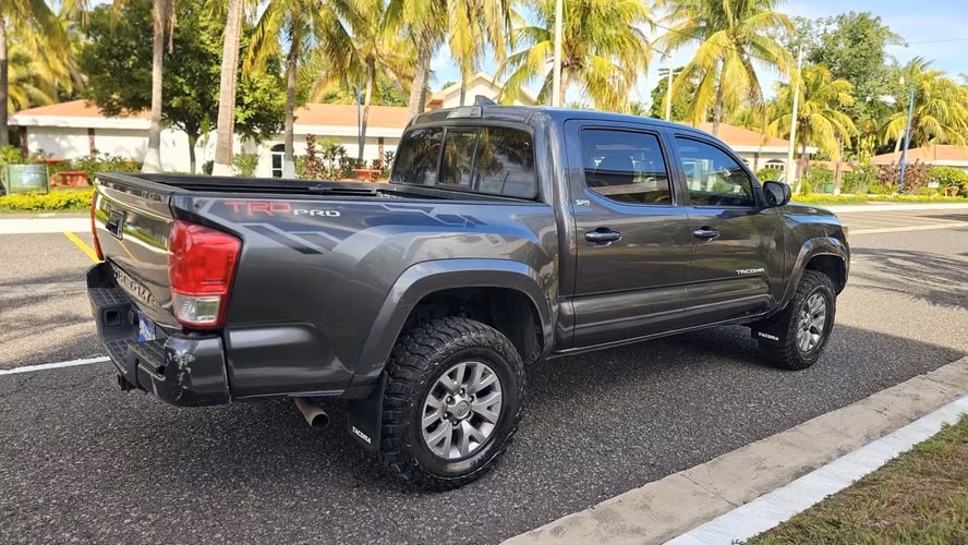  TOYOTA TACOMA SR5 2017 BOLSAS BUENAS  - Imagen 14