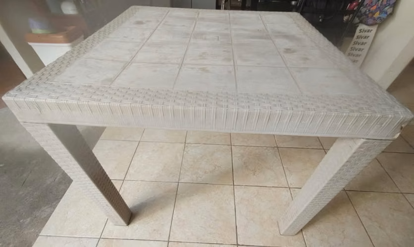 MESA PLASTICA