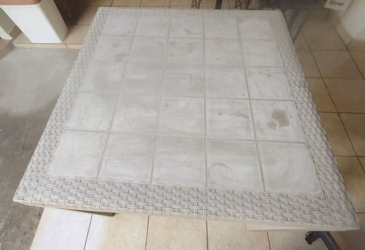 MESA PLASTICA