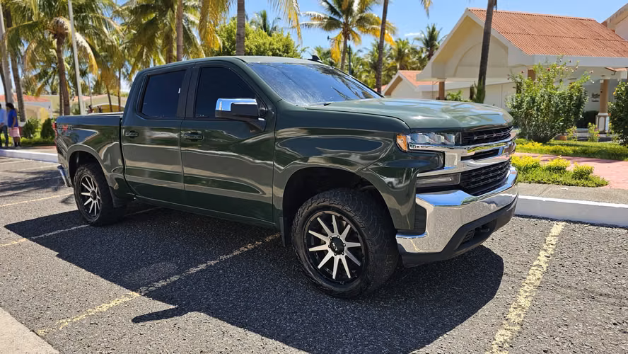  CHEVROLET SILVERADO 2021 AUTOMÁTICO EDICIÓN ESPECIAL 4X4 TURBO DIESEL  - Imagen 8