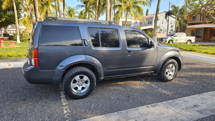  NISSAN PATHFINDER  FILAS DE ASIENTOS CON PIÑÓN DE MONTAÑA AUTOMÁTICO 