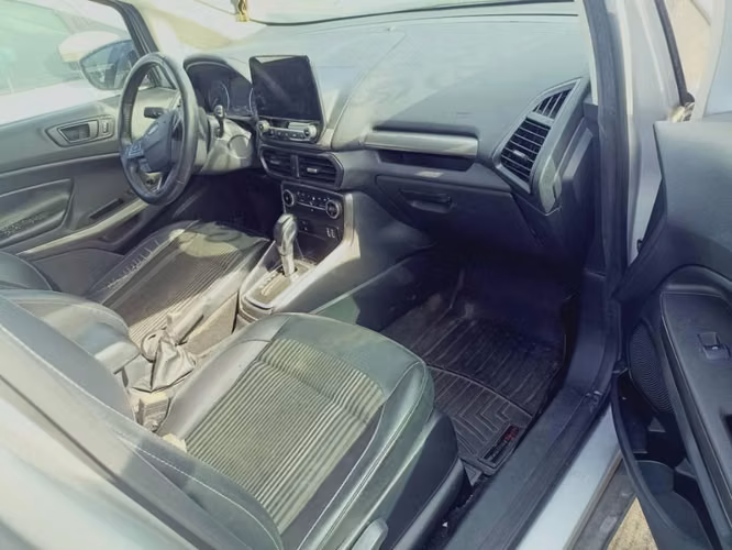 FORD ECOSPORT 4X4 PARA REPARAR,MODELO SES 2019 ,BOLSAS BUENAS,ENCIENDE y CAMINA