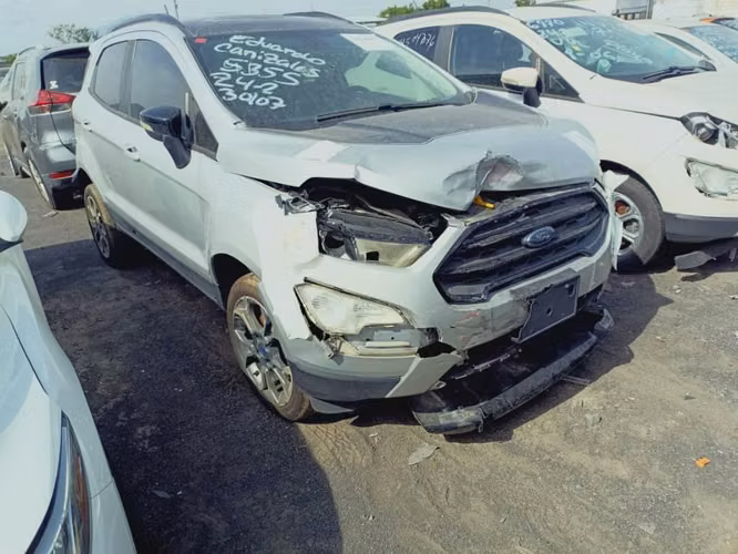 FORD ECOSPORT 4X4 PARA REPARAR,MODELO SES 2019 ,BOLSAS BUENAS,ENCIENDE y CAMINA