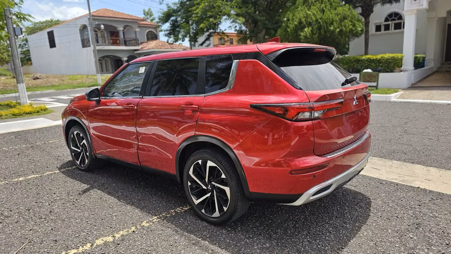  MITSUBISHI OUTLANDER 2022 AUTOMÁTICO 4X4 CAMARA 360° - Imagen 6