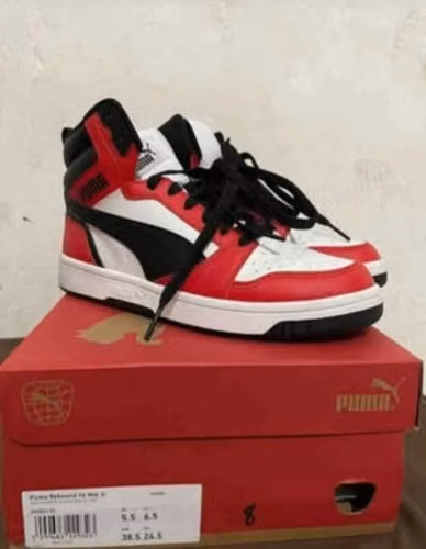VENDO Zapatos deportivos Puma Rebound V6 TALLA 6.5 USA