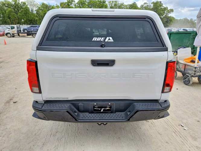 CHEVROLET COLORADO WT 2025 4X2