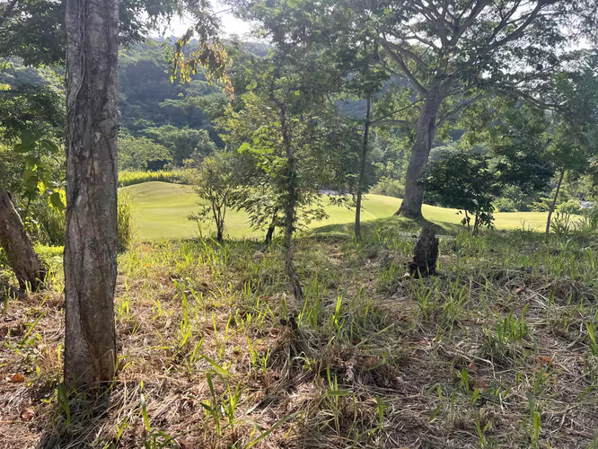 Venta de exclusivo terreno frente al campo de Golf & Resort El Encanto - Imagen 6