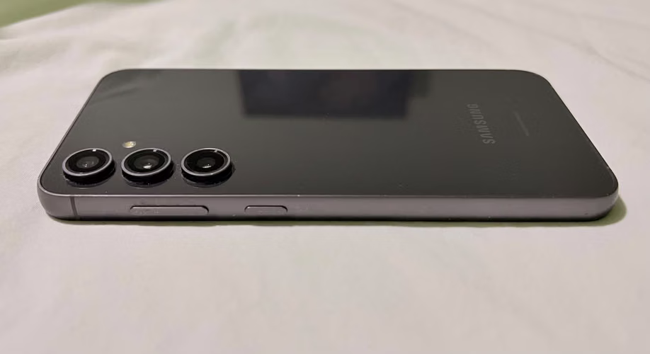 Samsung galaxy S23 FE 