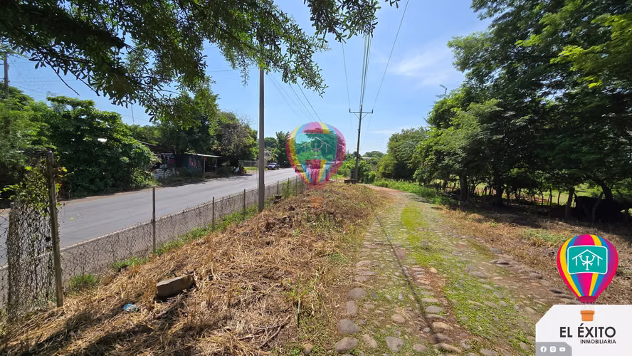VENDO TERRENO DE 4,75 MANZANA SOBRE LA CARRETERA A FRONTERA DE LA HACHADURA