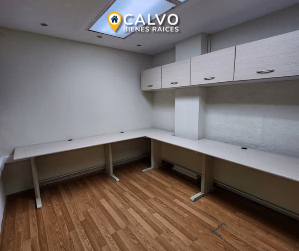 Local Comercial en Plaza Cristal | Colonia Escalón - Imagen 6