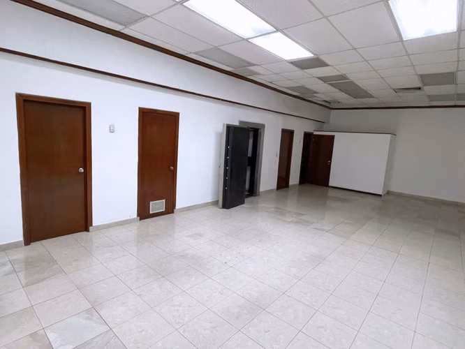 Venta de Locales Comerciales – Plaza Merliot 