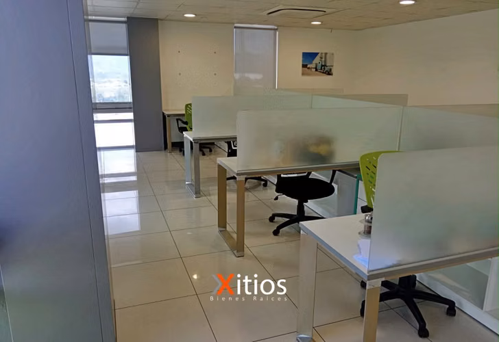 Alquiler de Oficinas en Torre Roble Metrocentro - Imagen 4