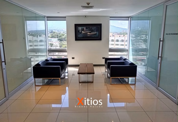 Alquiler de Oficinas en Torre Roble Metrocentro - Imagen 2