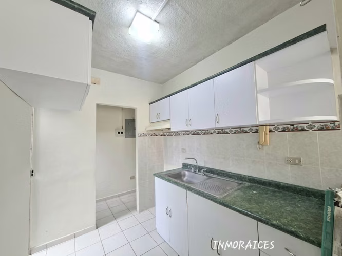 Alquilo Apartamento Primer Nivel Col.San Francisco - Imagen 5