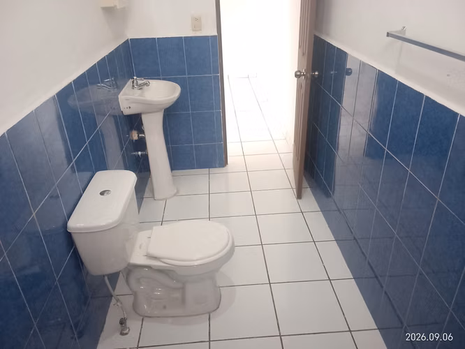  Súper PrecioAlquilo Linda y Preciosa Casa  ubicada en Ciudad RealResidencial Cádizcerca del portón principal