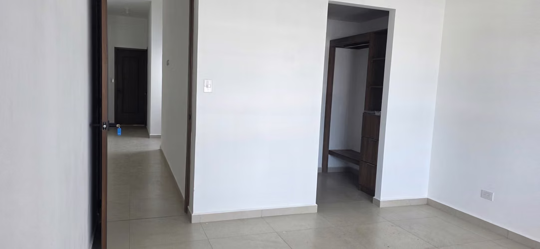Alquilo casa  en Condominio Antibes II