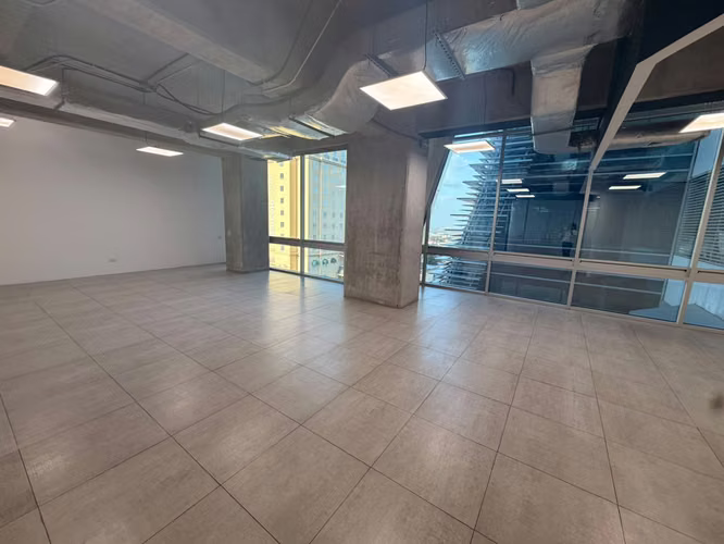 OFFICE IN INSIGNIA - BEAUTIFUL VIEW