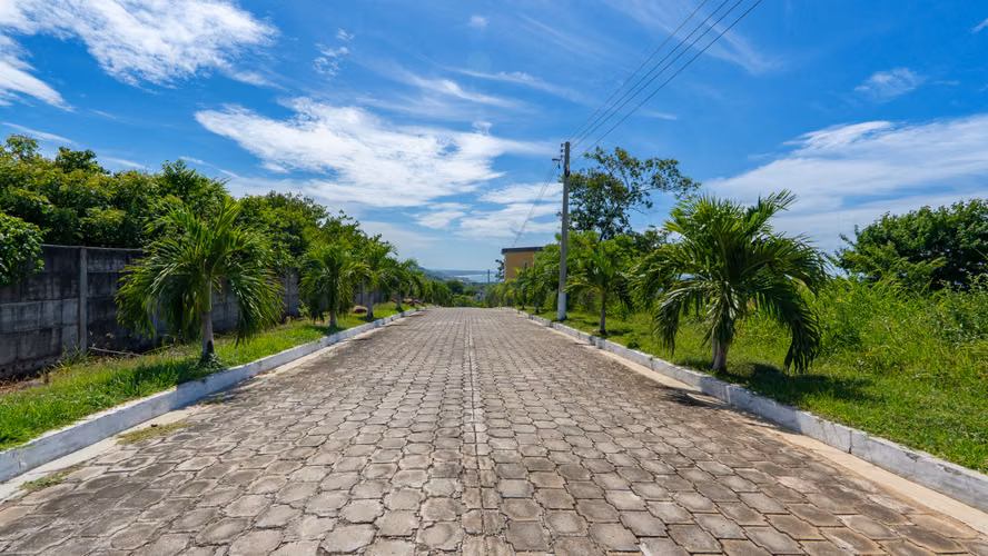 VENTA DE 2 TERRENOS EN VENTA CERCA DE PLAYA | RESIDENCIAL MIRADOR, LA LIBERTAD/EL SALVADOR - Imagen 3