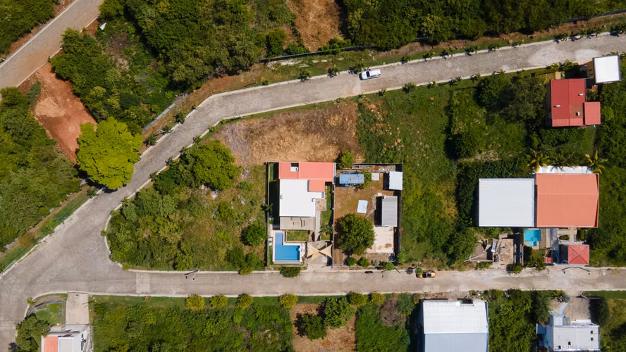 VENTA DE 2 TERRENOS EN VENTA CERCA DE PLAYA | RESIDENCIAL MIRADOR, LA LIBERTAD/EL SALVADOR - Imagen 6