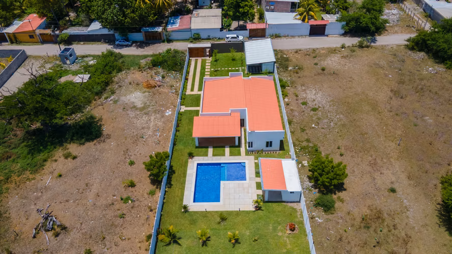EXCLUSIVA RESIDENCIA DE PLAYA EN VENTA | PLAYA CANGREJERA, LA LIBERTAD/EL SALVADOR - Imagen 4