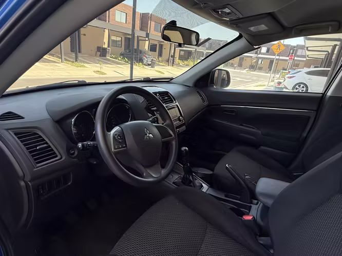 Mitsubishi ASX ESTÁNDAR DE AGENCIA