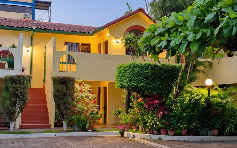 Alq. | Apto. | Condominio Bernal | San Salvador