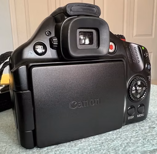 Canon PowerShot SX30 IS 14.1MP 35x Zoom Digital Camera- Bundle - 16GB SD-Nr Mint
