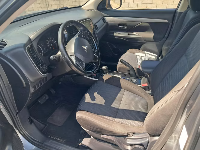 Mitsubishi Outlander 2018