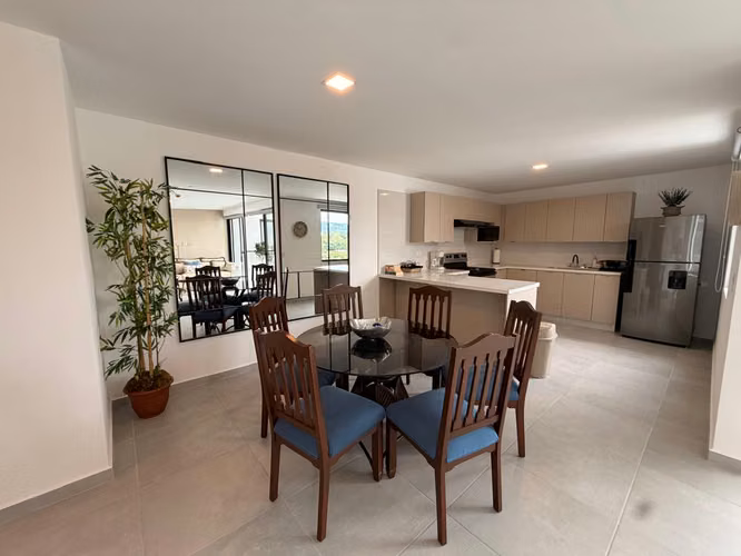 SE ALQUILA APARTAMENTO 141 SAN BENITO AMUEBLADO NUEVO A ESTRENAR Características: 120 m² 3 habitaciones 2 baños completo - Imagen 9