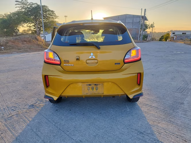 Mitsubishi mirage 