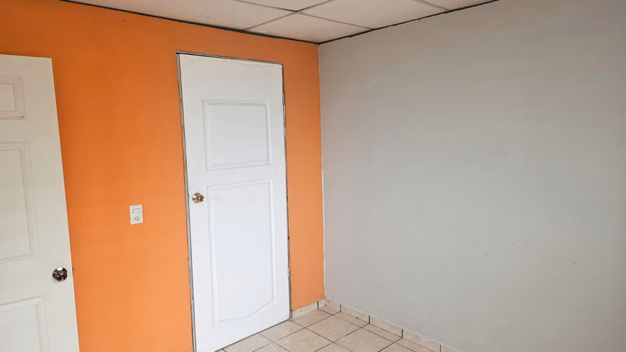 APARTAMENTO EN PRIMER NIVEL, CERCA DE MONUMENTO AL HERMANO LEJANO, 