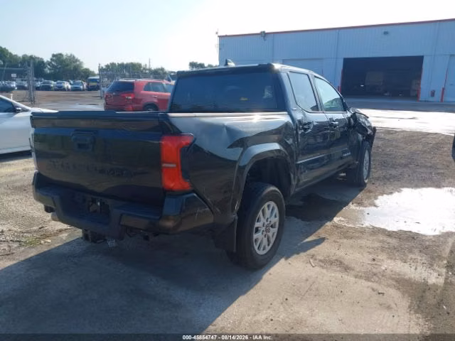 TOYOTA TACOMA SR5 2024 4X2