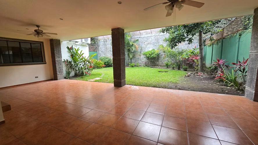 CASA EN VENTA EN CUMBRES DE CUSCATLÁN / ANTIGUO CUSCATLÁN/ LA LIBERTAD  - Imagen 10