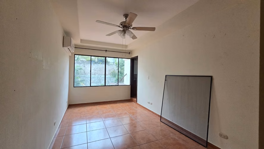 CASA EN VENTA EN CUMBRES DE CUSCATLÁN / ANTIGUO CUSCATLÁN/ LA LIBERTAD  - Imagen 3