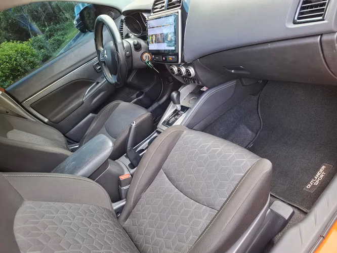 Mitsubishi outlander sport 2020