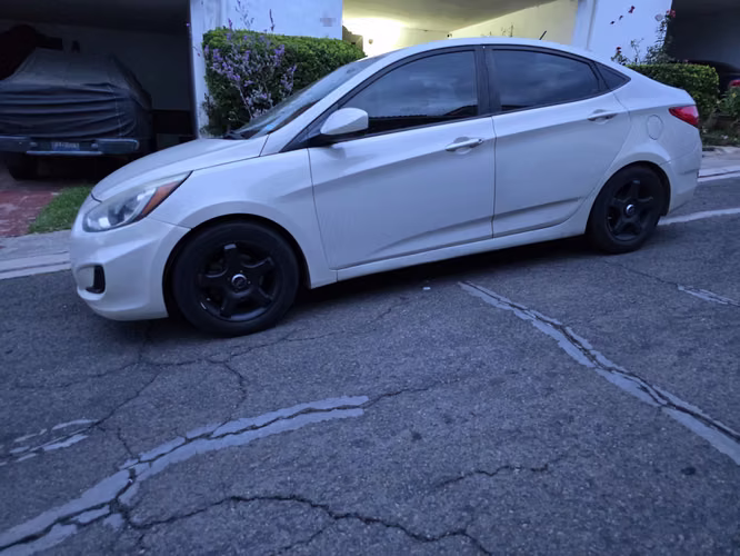 Hyundai Accent 2016