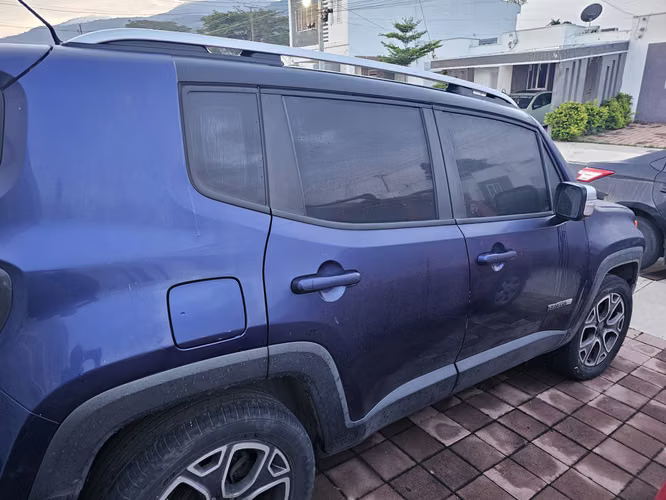 Bonita Jeep Renegade (precio negociable)