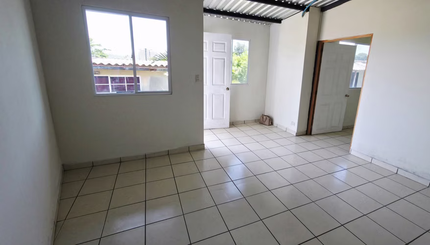Apartamento con 1 dormitorio en Col.Centroamérica, Cerca de Blvd de Los Heroes  - Imagen 2